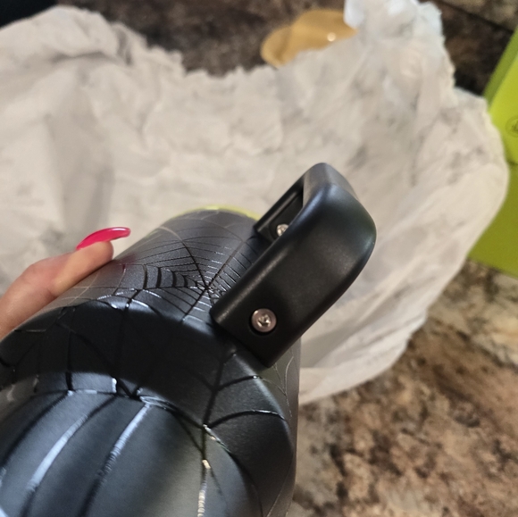 Stanley 40 Oz Halloween Glow Tumbler used once - Picture 5 of 9